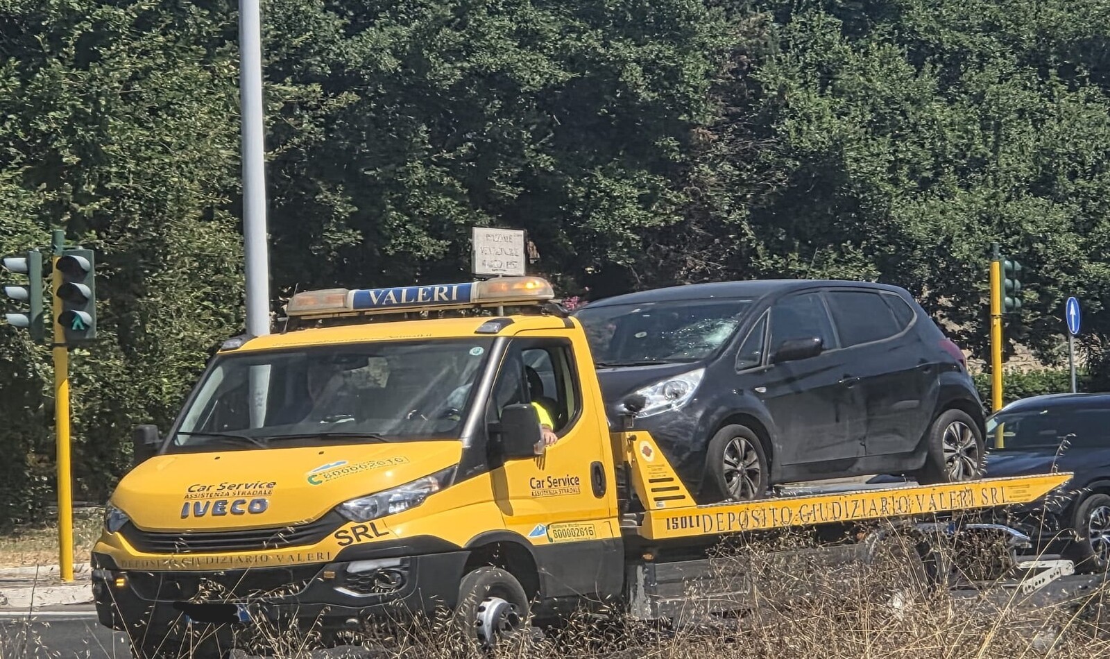 Auto incidente eur