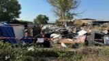 Discarica abusiva a Tivoli: cumuli di rifiuti, plastiche e metalli, è caccia agli ‘zozzoni’ (FOTO)