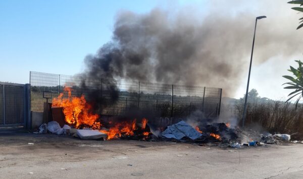 incendio Ardea Le Salzare