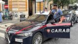 Roma, tenta di rubare nel negozio incentro arrestato ladro ‘pendolare’ da Napoli