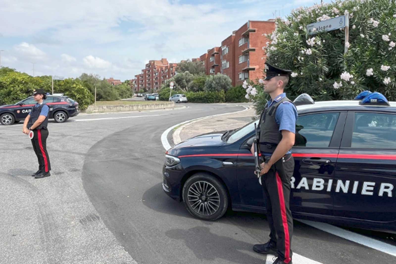 Fiumicino, carabinieri in azione