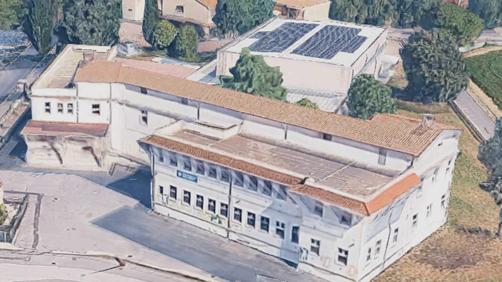 Fiumicino, scuola media San Giorgio di Maccarese, foto Google Maps