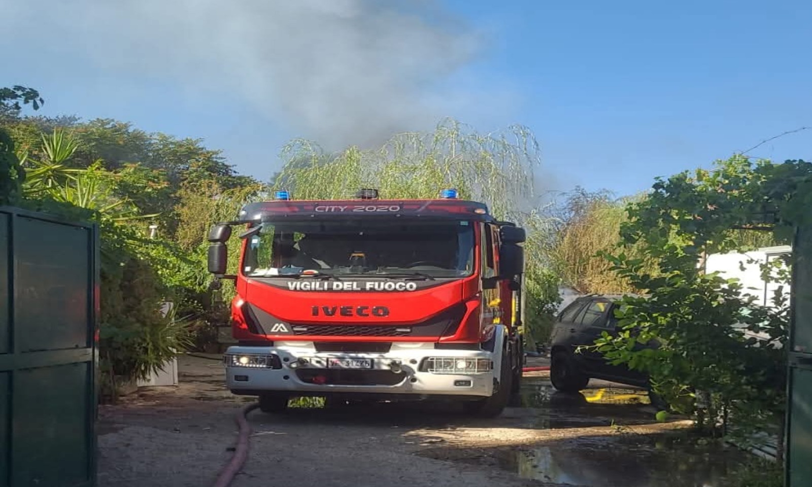 Incendio a Grottaferrata