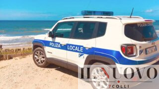 Nettuno, 30mila € contro le vendite abusive sulle spiagge: più agenti tra ombrelloni e lettini