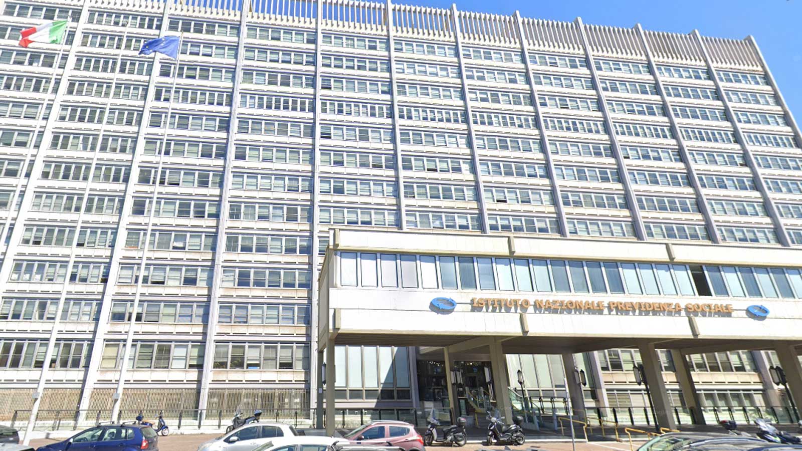 La sede generale dell'Inps a Roma, quartiere Eur, foto Google Maps