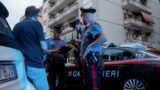 Roma, calci e morsi ai genitori per i soldi necessari alla droga: arrestato 24enne