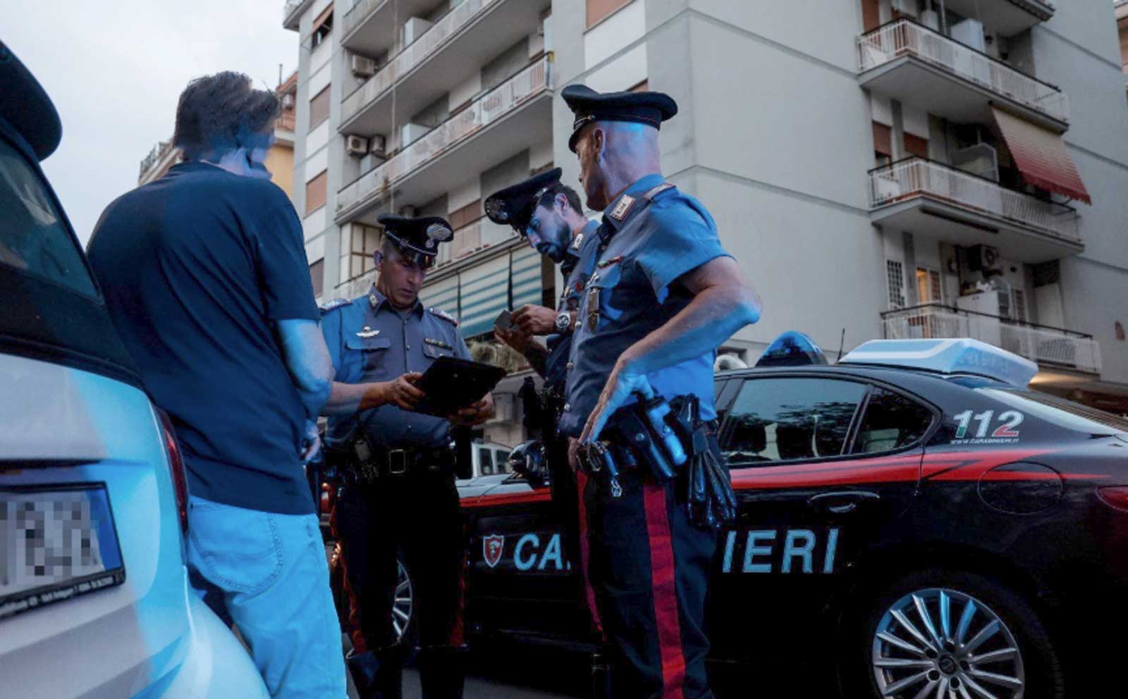 Roma, Carabinieri in azione a Tor Pignattara