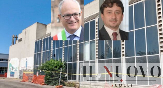 Roma, sullo sfondo l'edificio in cui sorgerà il nuovo Mercato Cotadino, in primo piano il sindaco Gualtieri e l'assessore Veloccia