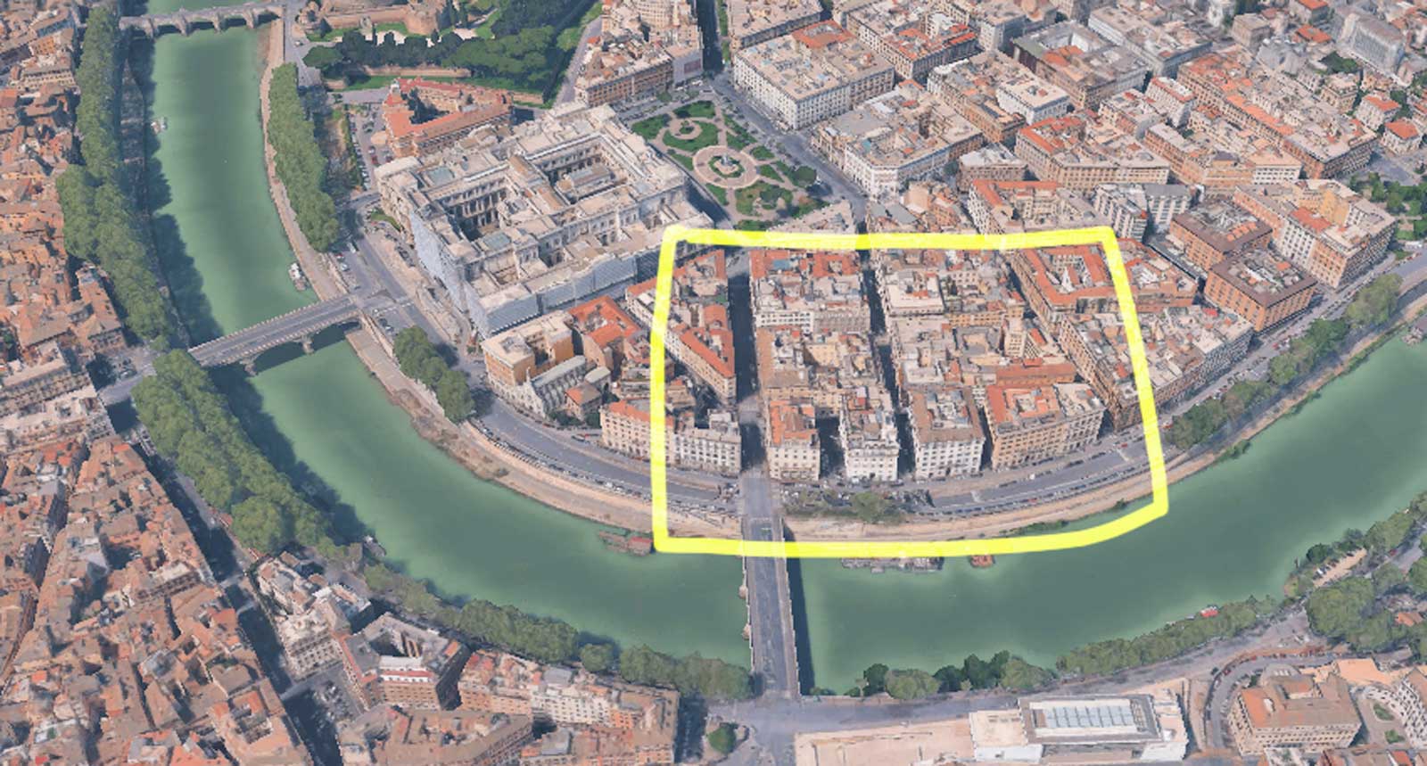 Roma, l'area in cui sorgerà il maxi parcheggio interrato cerchiata in gialla, foto Google Maps