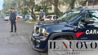 Sant’Angelo Romano, cocaina e crack nascosti sull’auto a noleggio: due denunciati