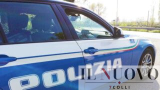 Roma, accoltella un uomo sul viso per rubargli il monopattino: parte la caccia all’uomo
