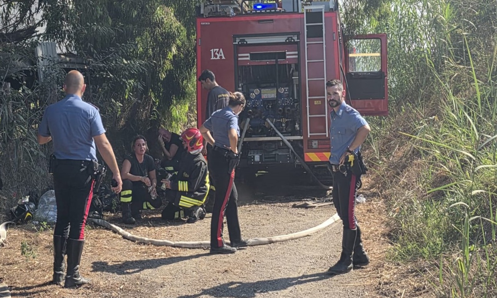 Vigili del fuoco feriti a Ostia