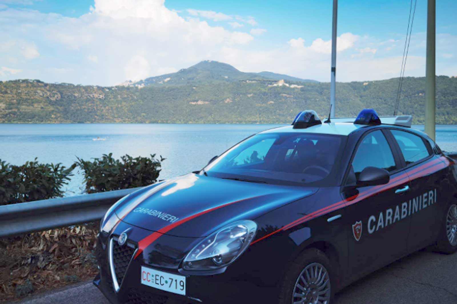Ciampino, carabinieri sul lago