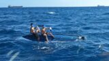 Formia, salvati dalla Guardia Costiera due giovani ragazzi aggrappati alla chiglia capovolta di un natante semisommerso