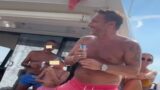 Ferragosto, Francesco Totti in barca con Noemi e amici a Palmarola