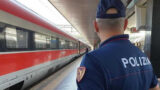Roma, le ruba lo zaino sul treno con dentro il farmaco salvavita: furto sventato a Tiburtina