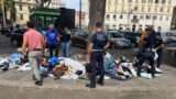 Roma, blitz della Polizia Locale contro i “mercati” abusivi dei teli bianchi