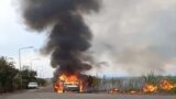 Torvaianica, camper in fiamme davanti ai “tre grattacieli”: paura e alta colonna di fumo
