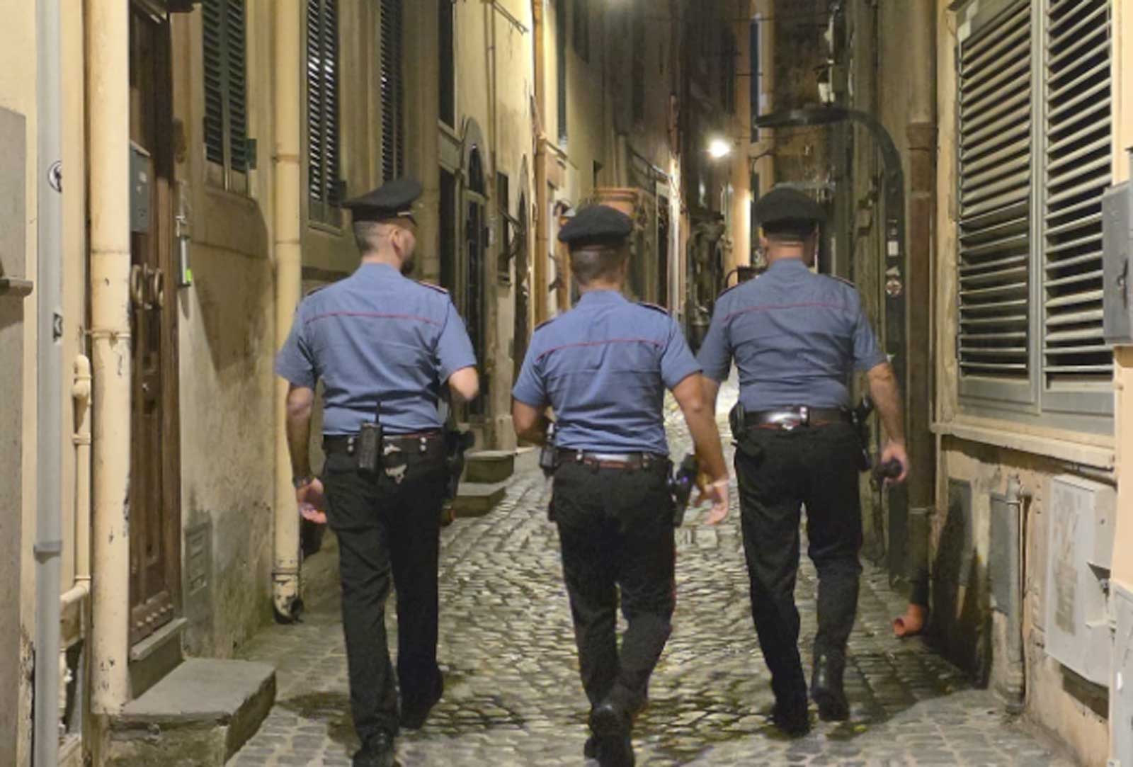Carabinieri in azione a Anzio