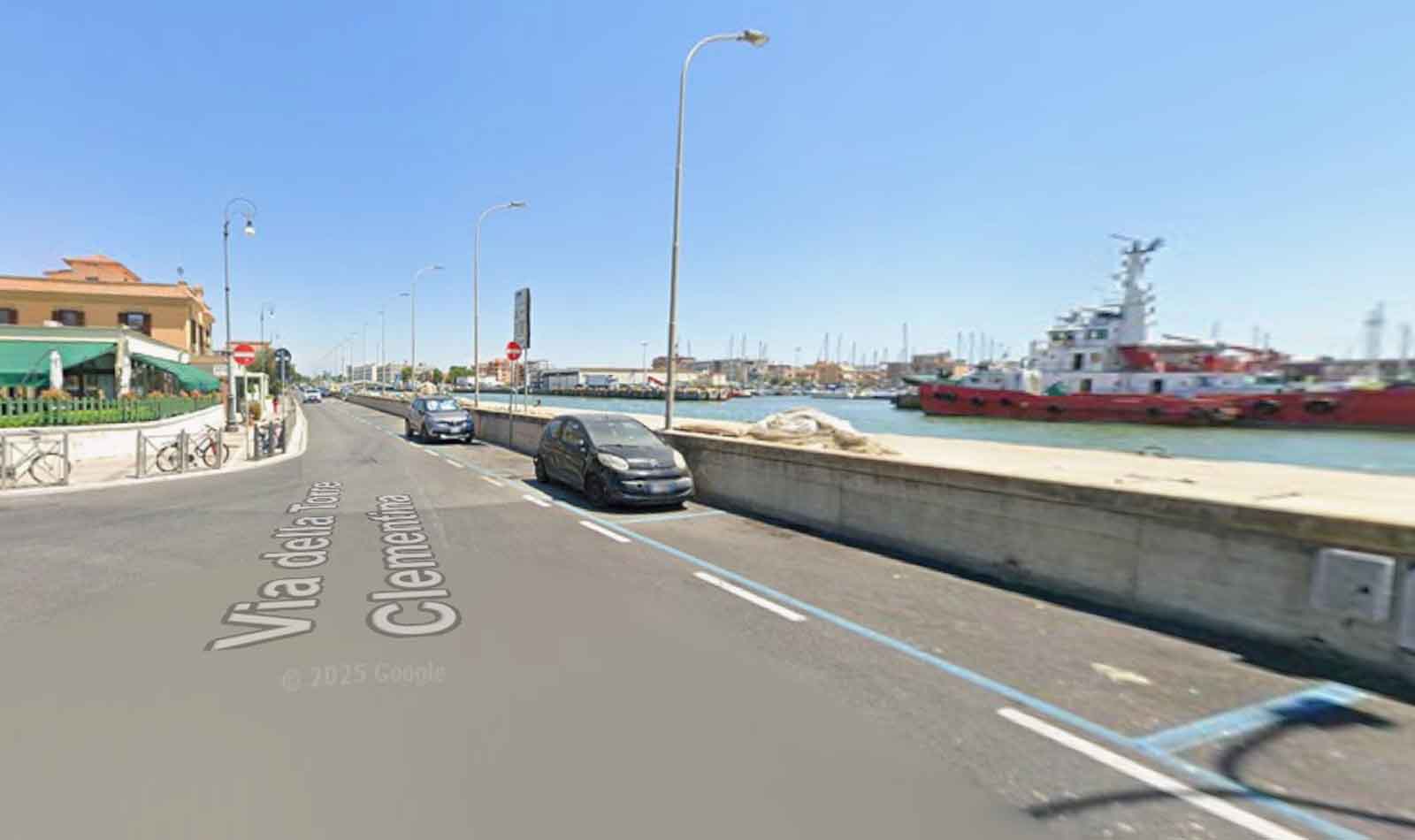 Fiumicino, via della Torre Clementina