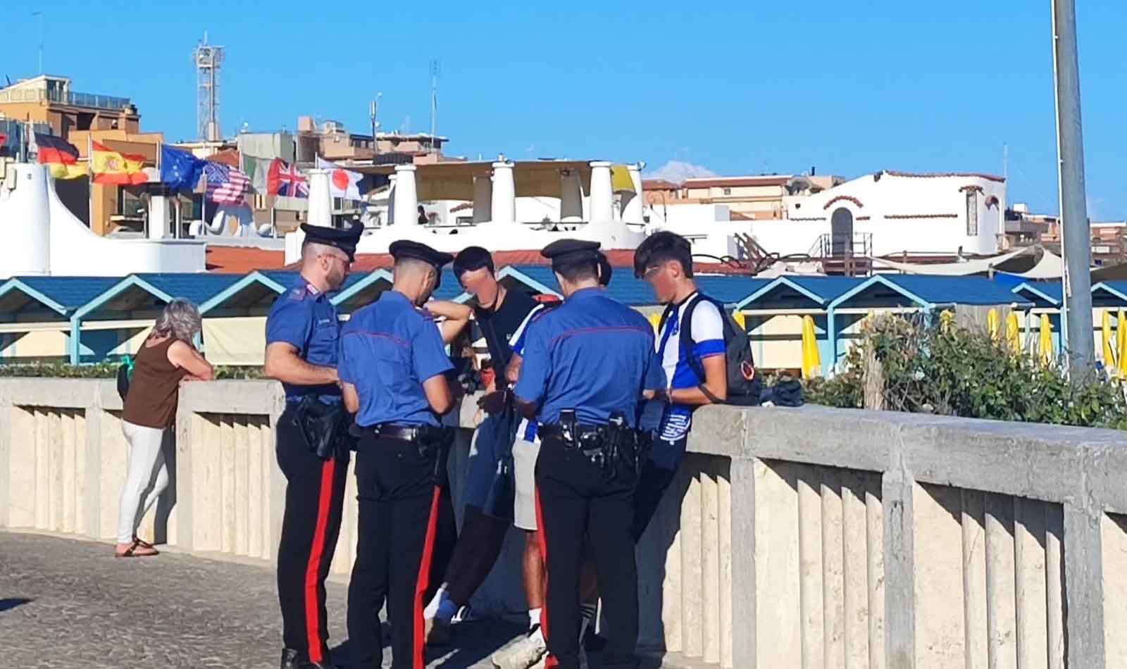 Ostia, Carabinieri in azione