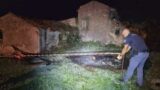 Rogo tossico a Segni, bruciano elettrodomestici, mobili e rifiuti: due arresti