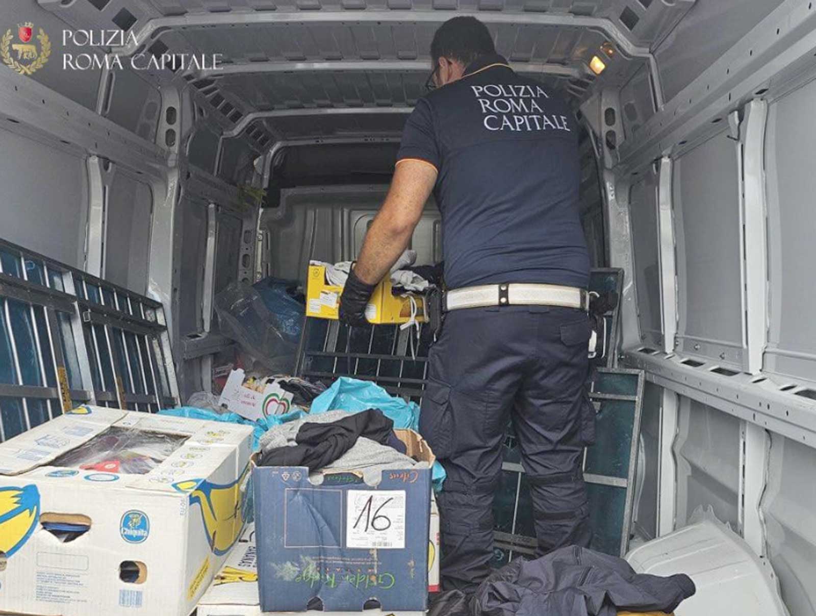 Polizia Locale in azione a Roma