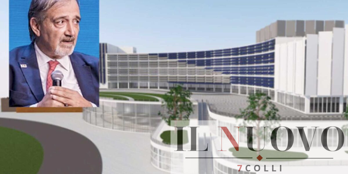 Regione Lazio, sullo sfondo il rendering del nuovo Ospedale Tiburtino a Tivoli, in primo piano il governatore del Lazio Francesco Rocca - www.7
