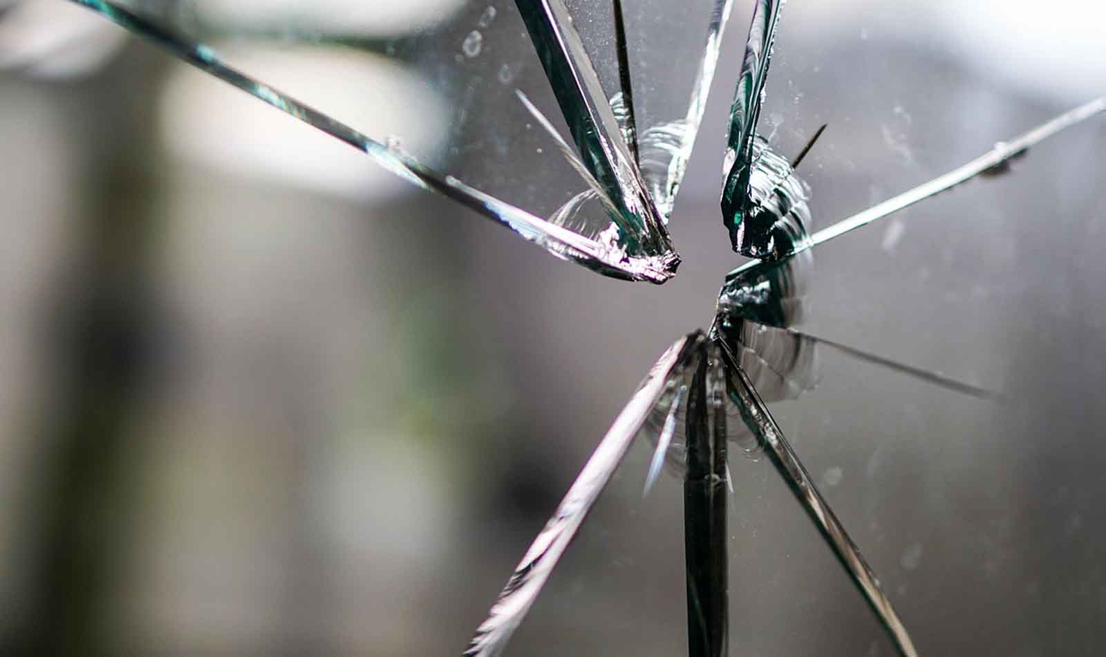 Roma, auto vandalizzate Don Bosco Cinecittà