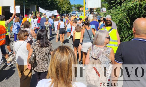 corteo contro Black Point San Basilio