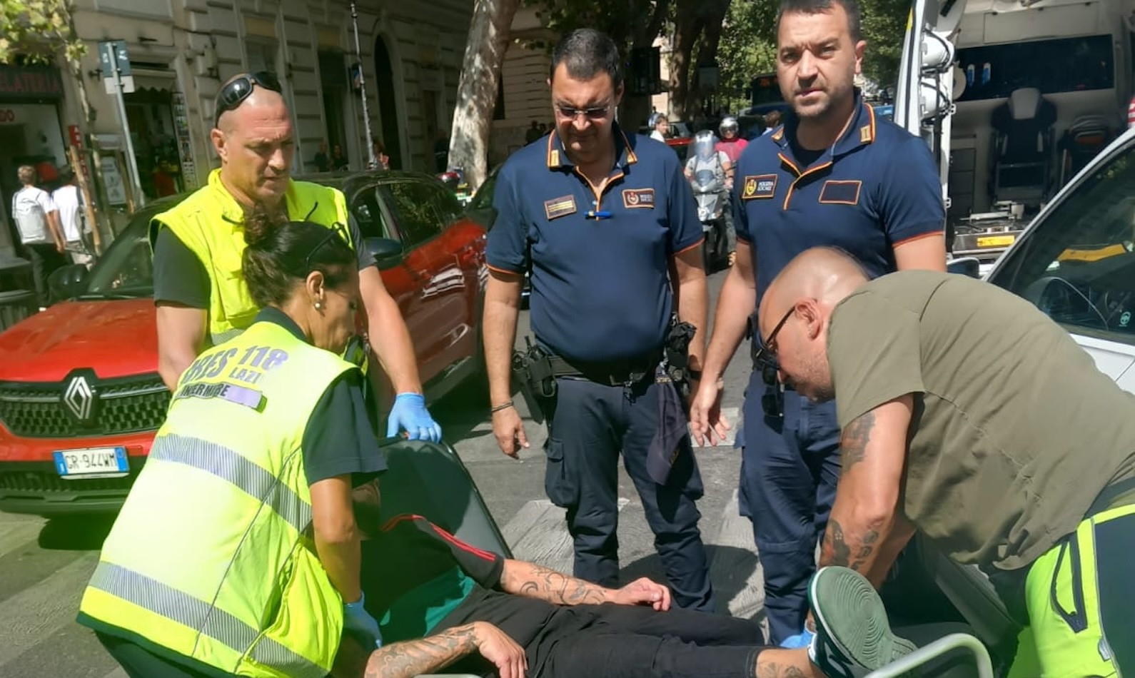 uomo salvato a Roma San Giovanni