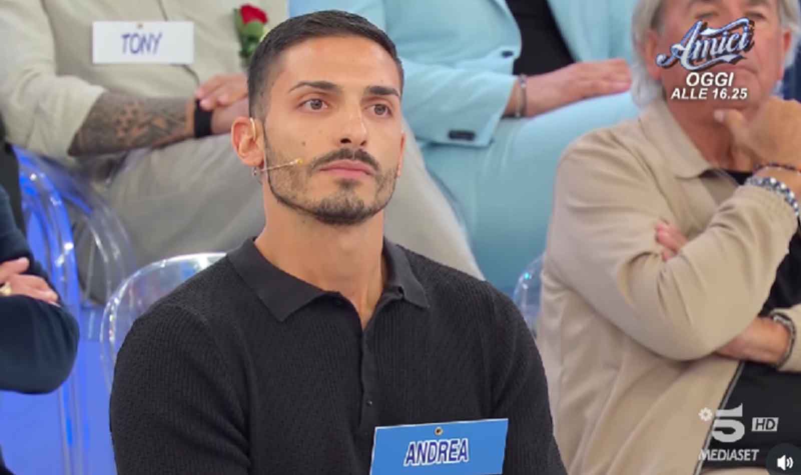 Andrea corteggiatore di Sara Gaudenzi a Uomini e Donne