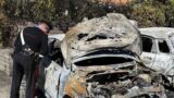 Paura a Castel Gandolfo: dà fuoco alle auto e tormenta l’ex, arrestato