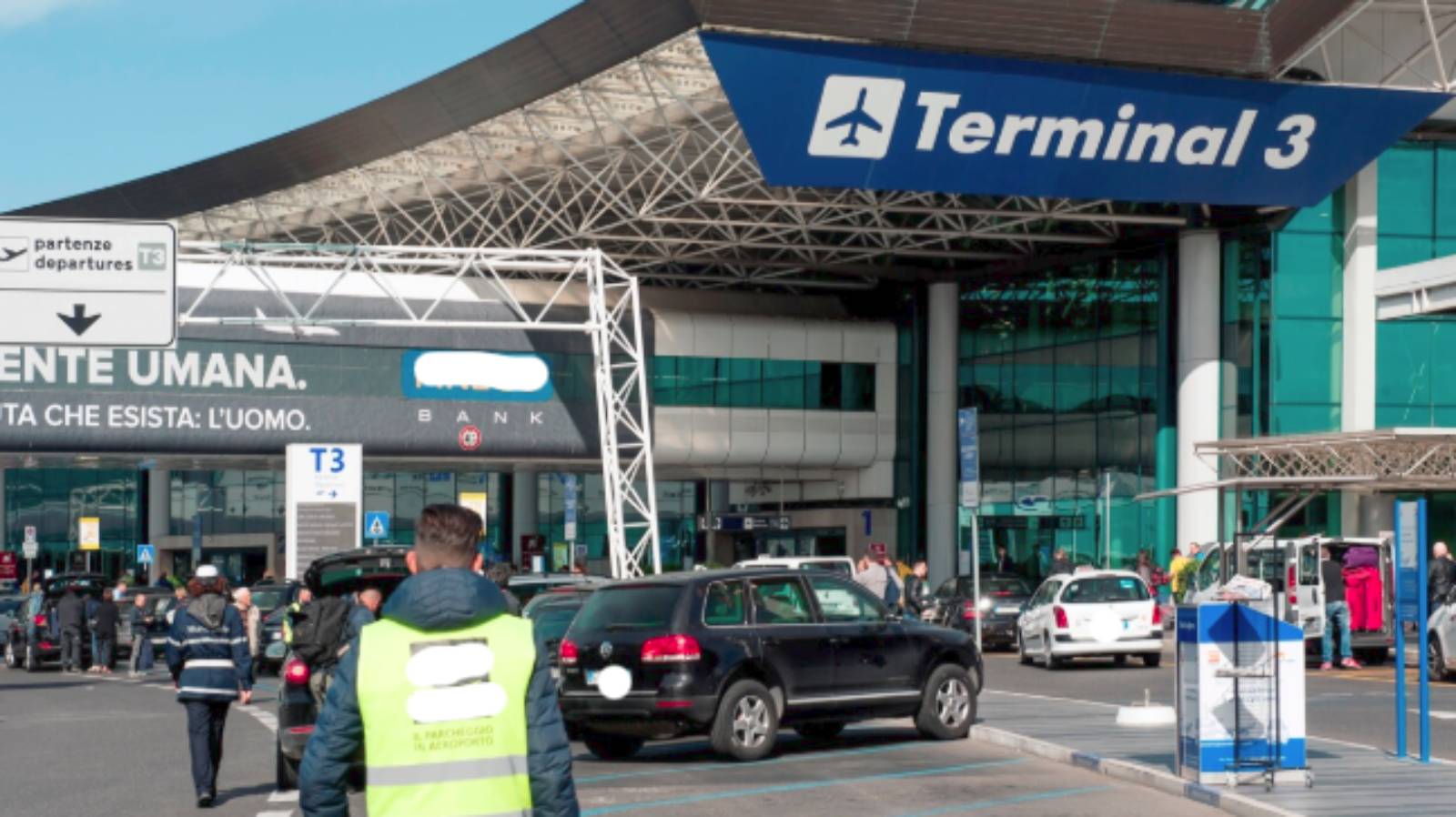 Fiumicino aeroporto, l'ingresso al Terminal 3