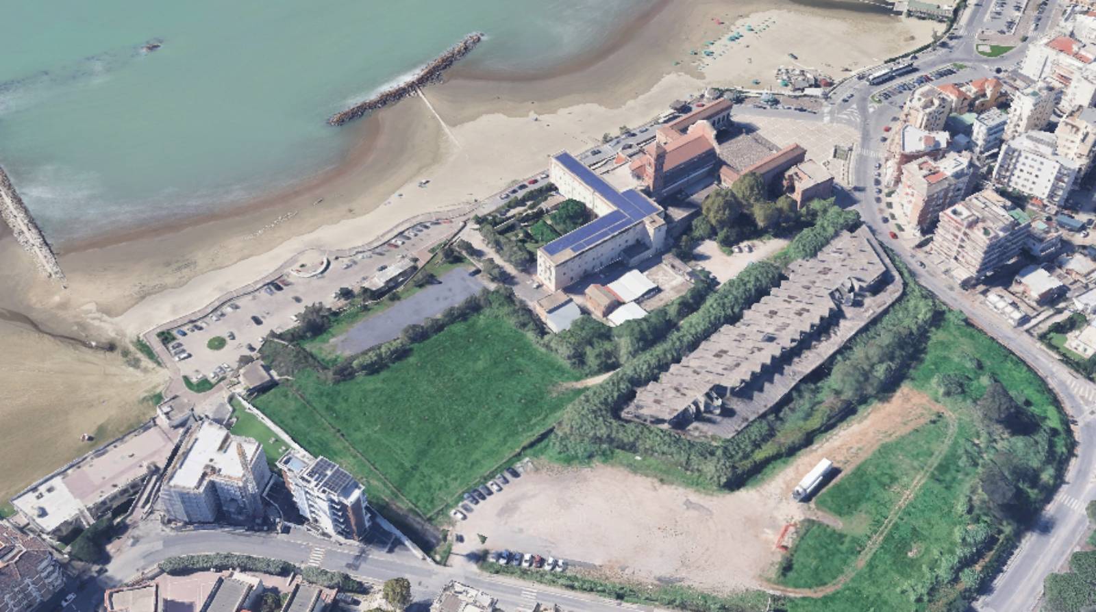 Nettuno, l'area su in corso di riqualificazione, diventerà parco, foto Google Maps