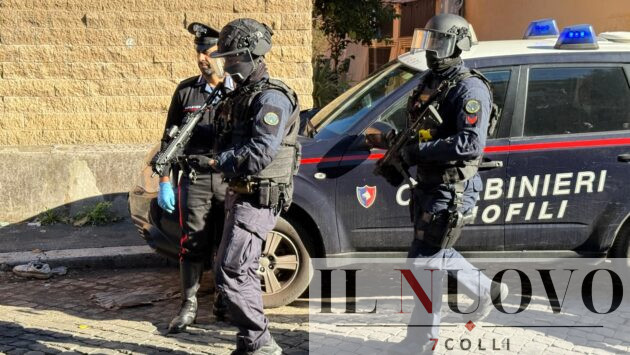 blitz antidroga carabinieri al Quarticciolo