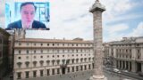 Da Elon Musk un milione di dollari per i siti della Roma Antica: si comincia dalla Colonna Antonina, davanti palazzo Chigi