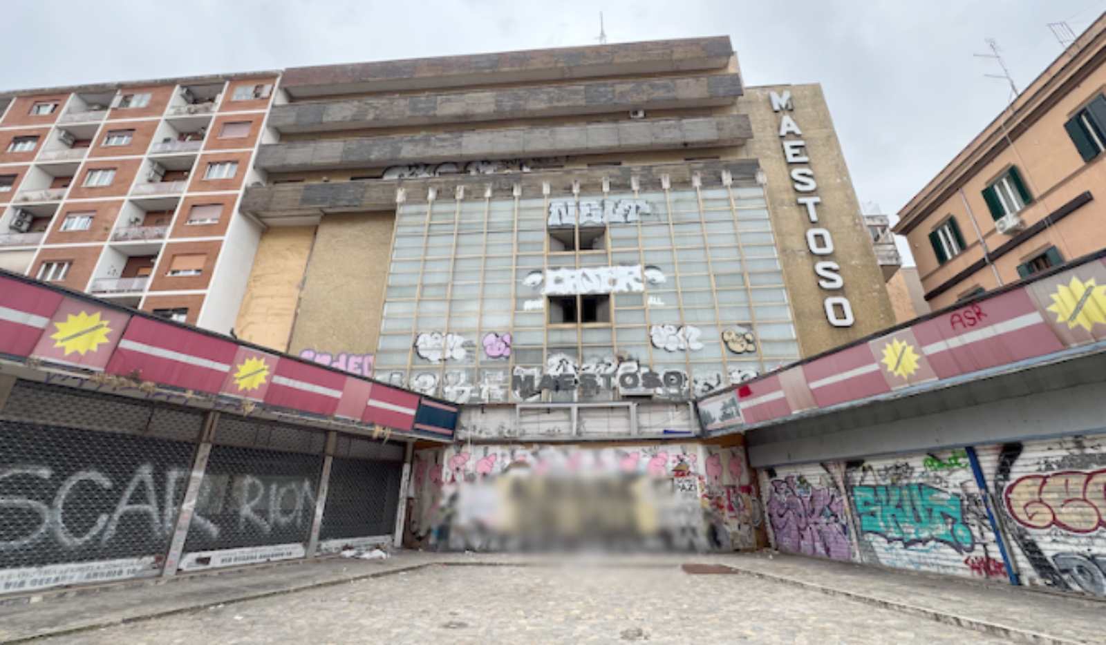 Roma, l'ex cinema all'Alberone