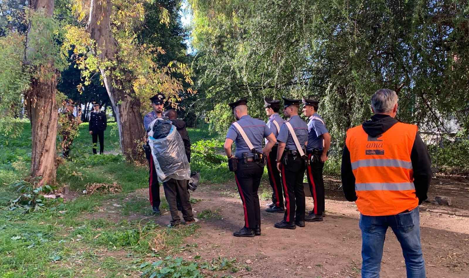 Roma, Carabinieri in azione Colle Oppio