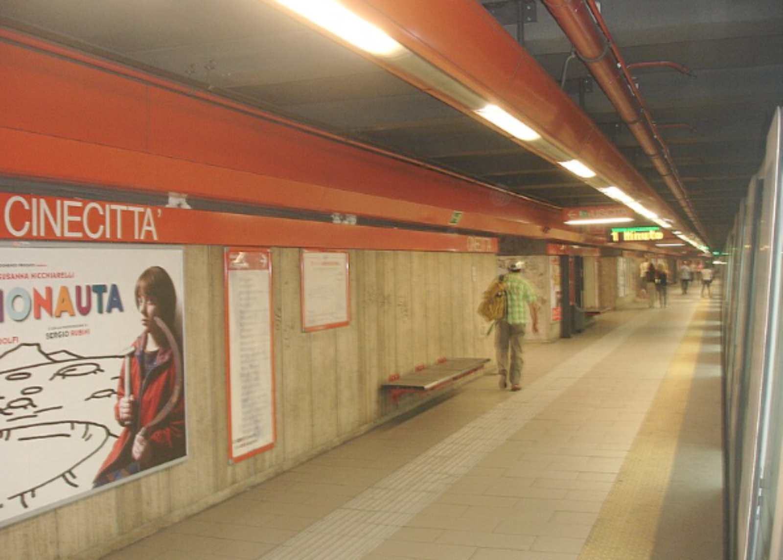 Roma, la stazione della metropolitana di Cinecittà