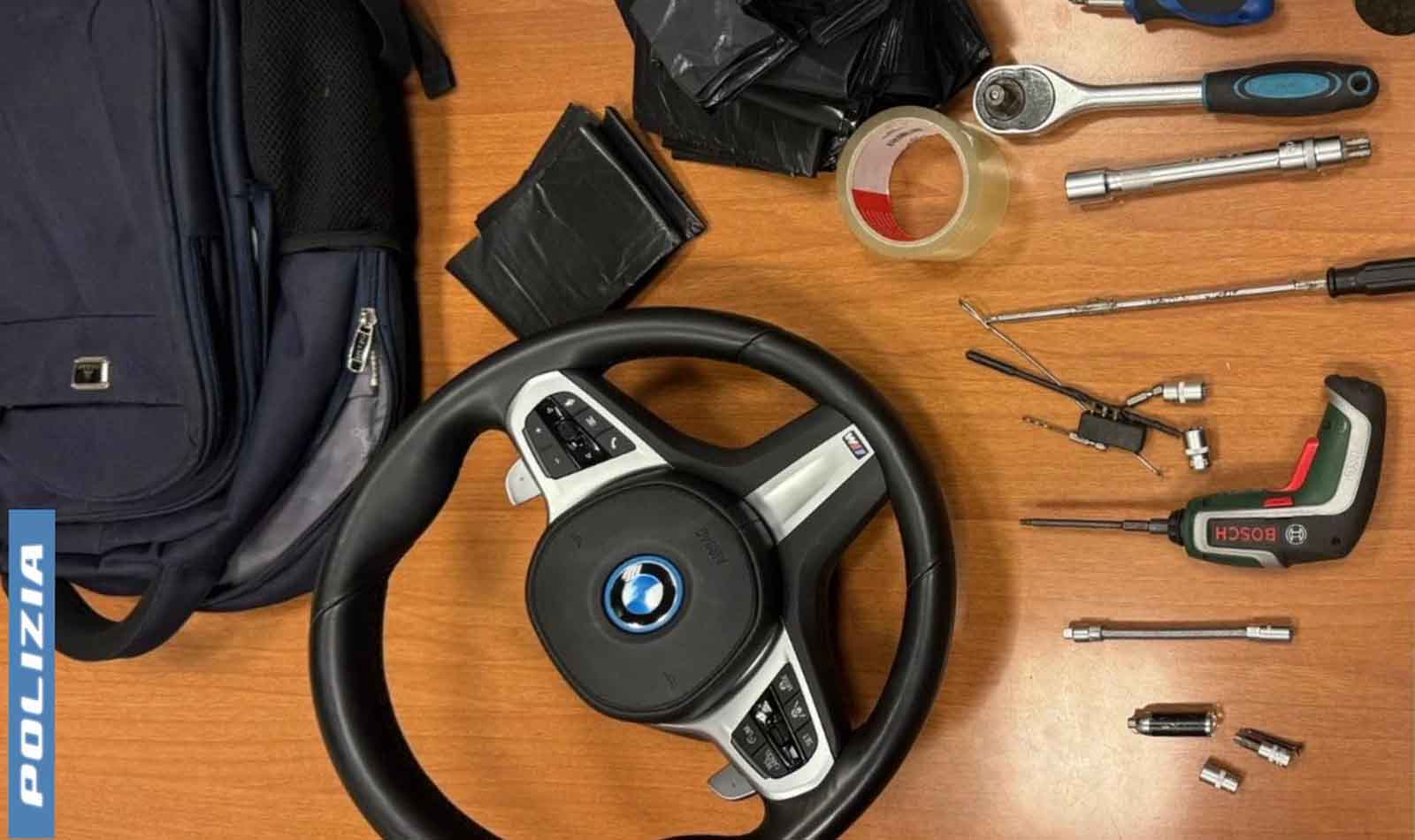 Roma, furti su auto Eur