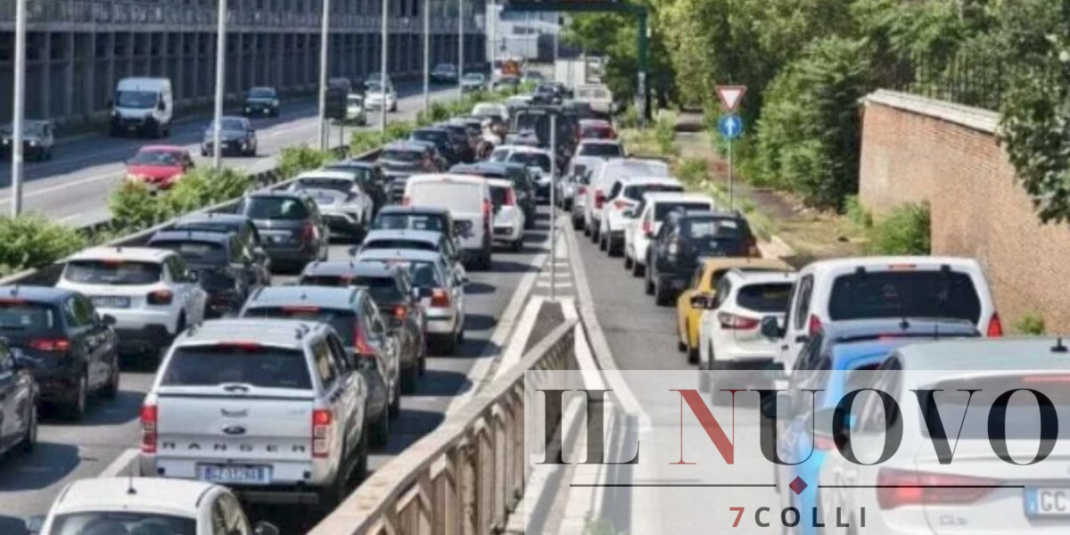 Roma, traffico in tangenziale