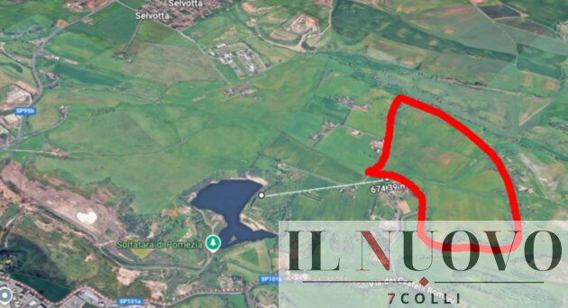 Tra Roma e Pomezia un nuovo maxi fotovoltaico da 75mila metriquadri, foto Google Maps, cerchiata in rosso l'area interessata dal nuovo impianto, visibile a soli 600 metro il lago degli Innamorati e la Riserva della Sofarata
