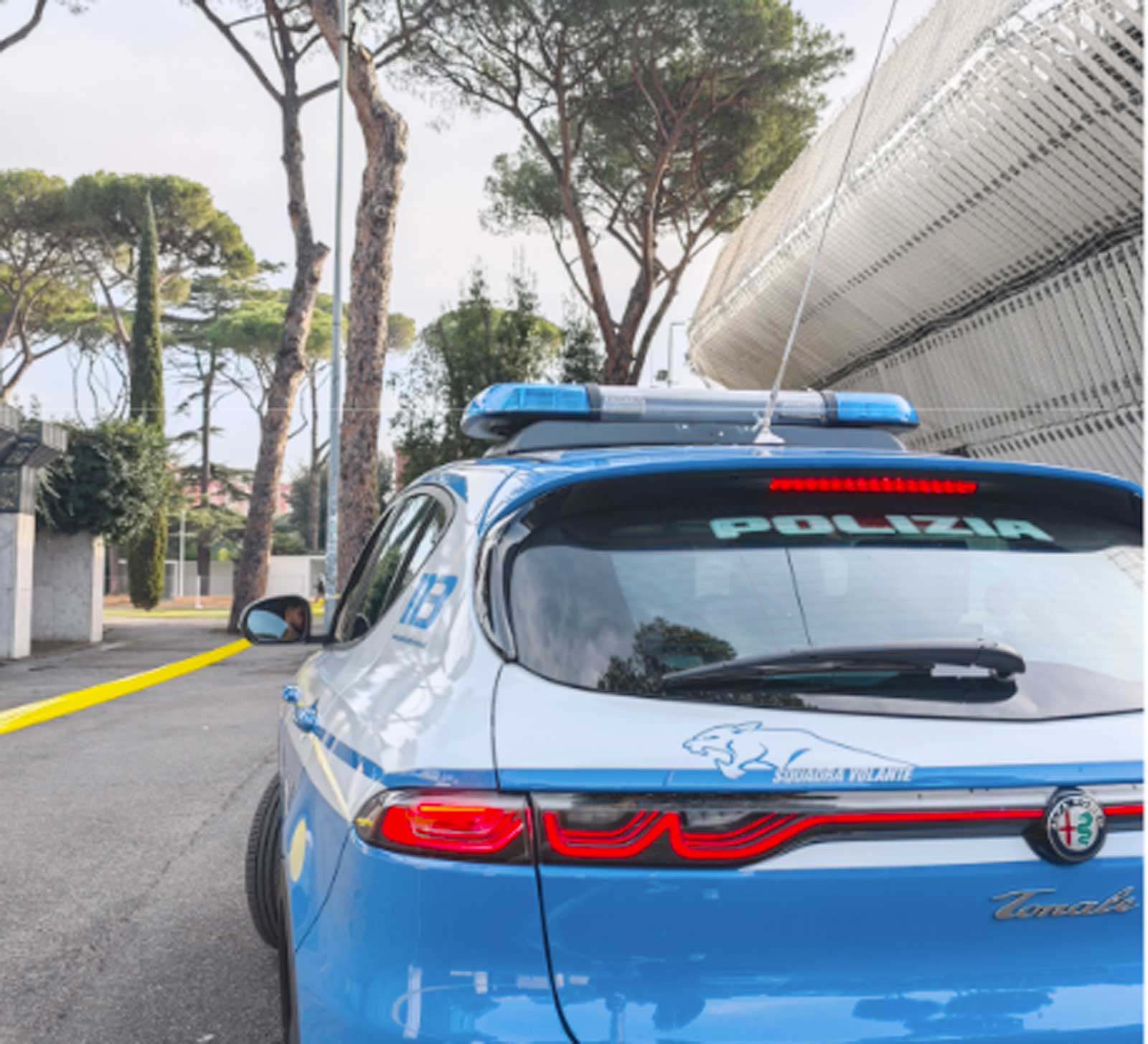 Roma, Polizia fuori allo stadio Olimpico
