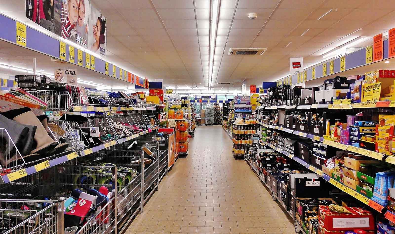 Roma, supermercato