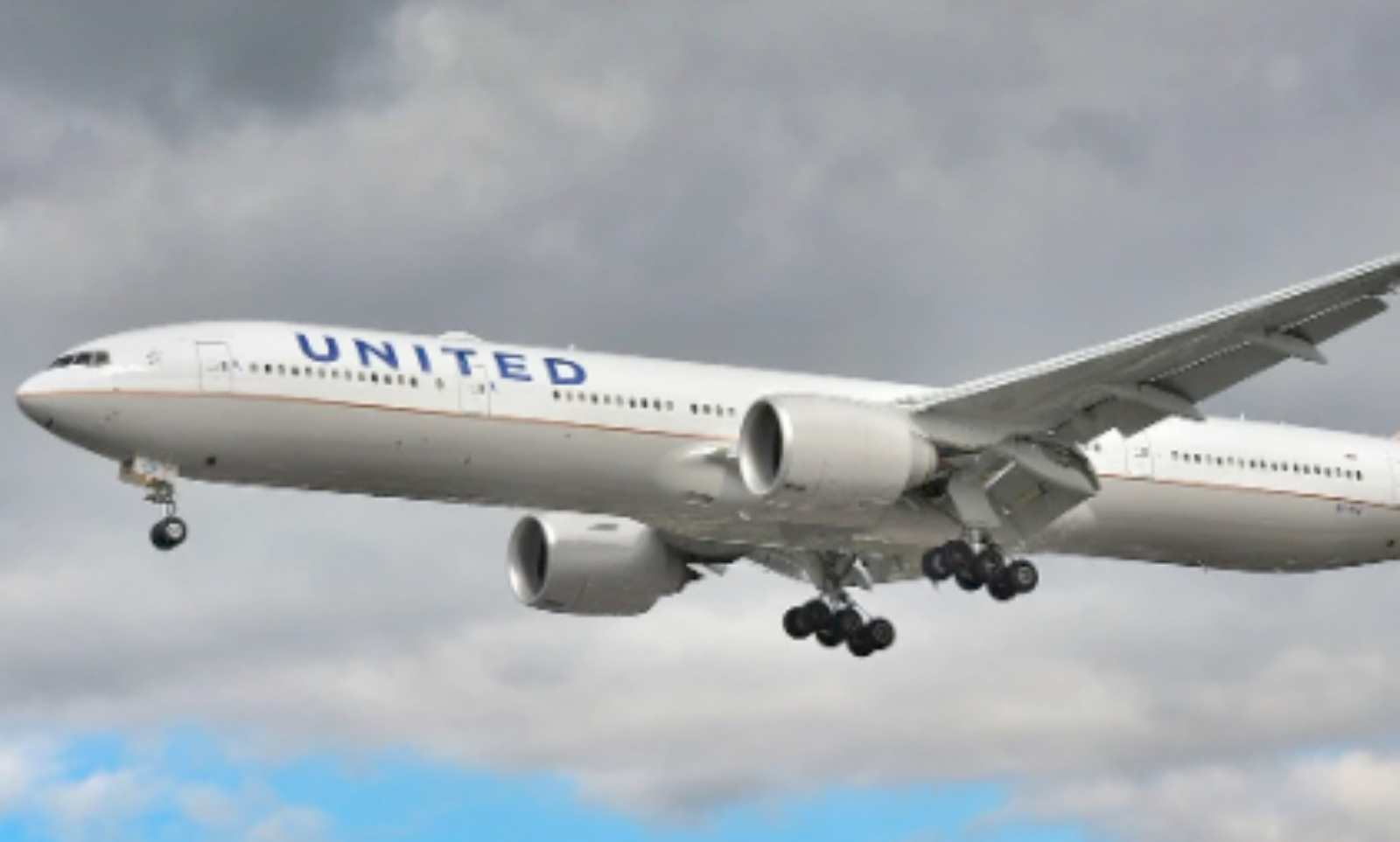 Roma, il volo United per Fiumicino