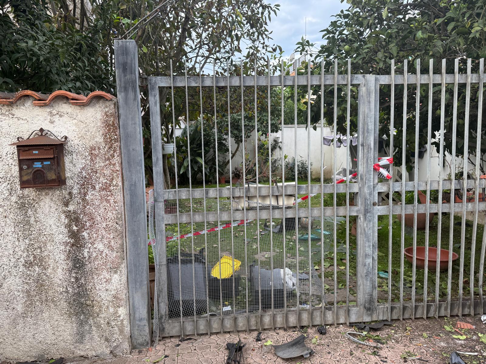 Bomba casa di Sigfrido Ranucci