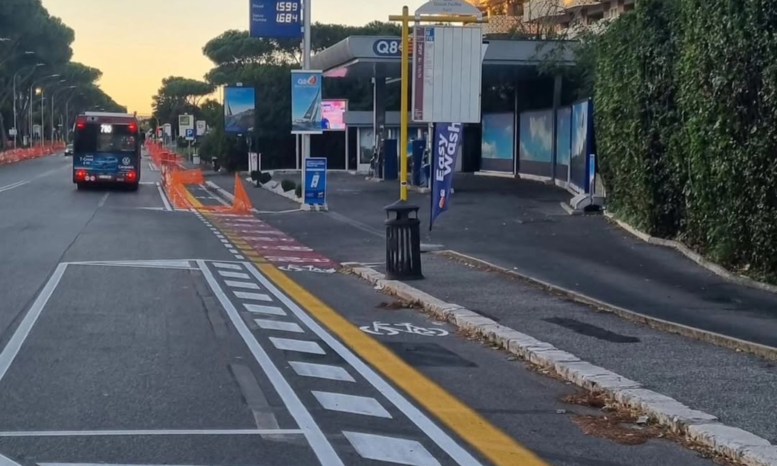 pista ciclabile viale Oceano Pacifico