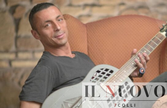 Roma, Alex Britti spiato in casa dalla ex compagna: condannata a 6 mesi