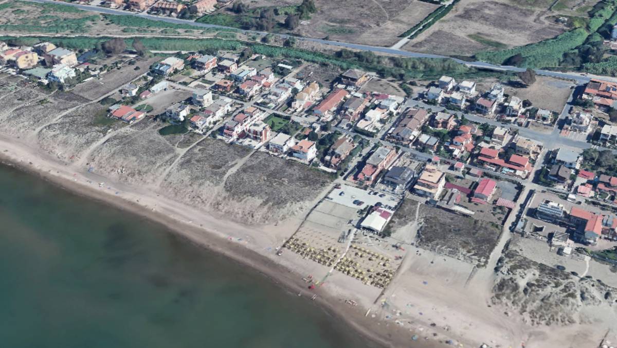 Ardea, il Lungomare degli Ardeatini dove operava il ristorante, foto Google Maps - www.7colli.it